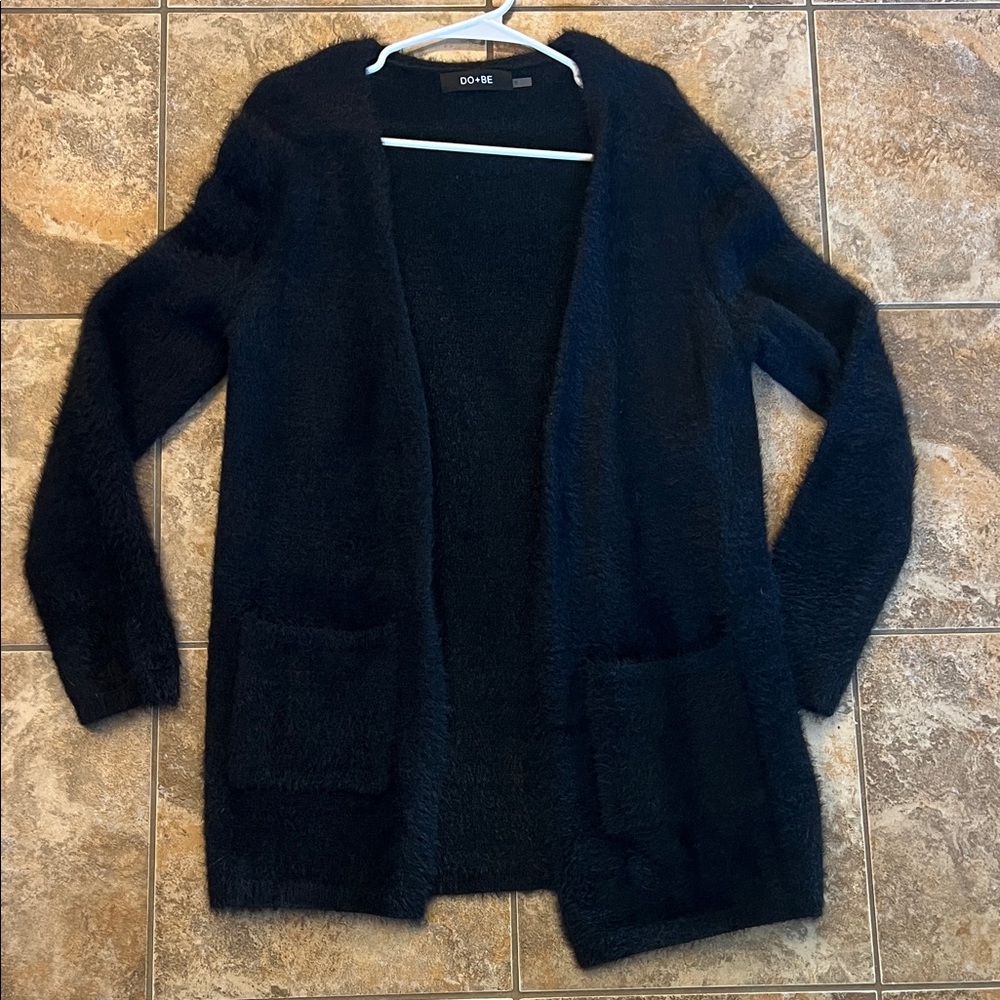 DO+BE Women's Elegant Black Cardigan